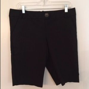 Limited Bermuda Shorts size 10